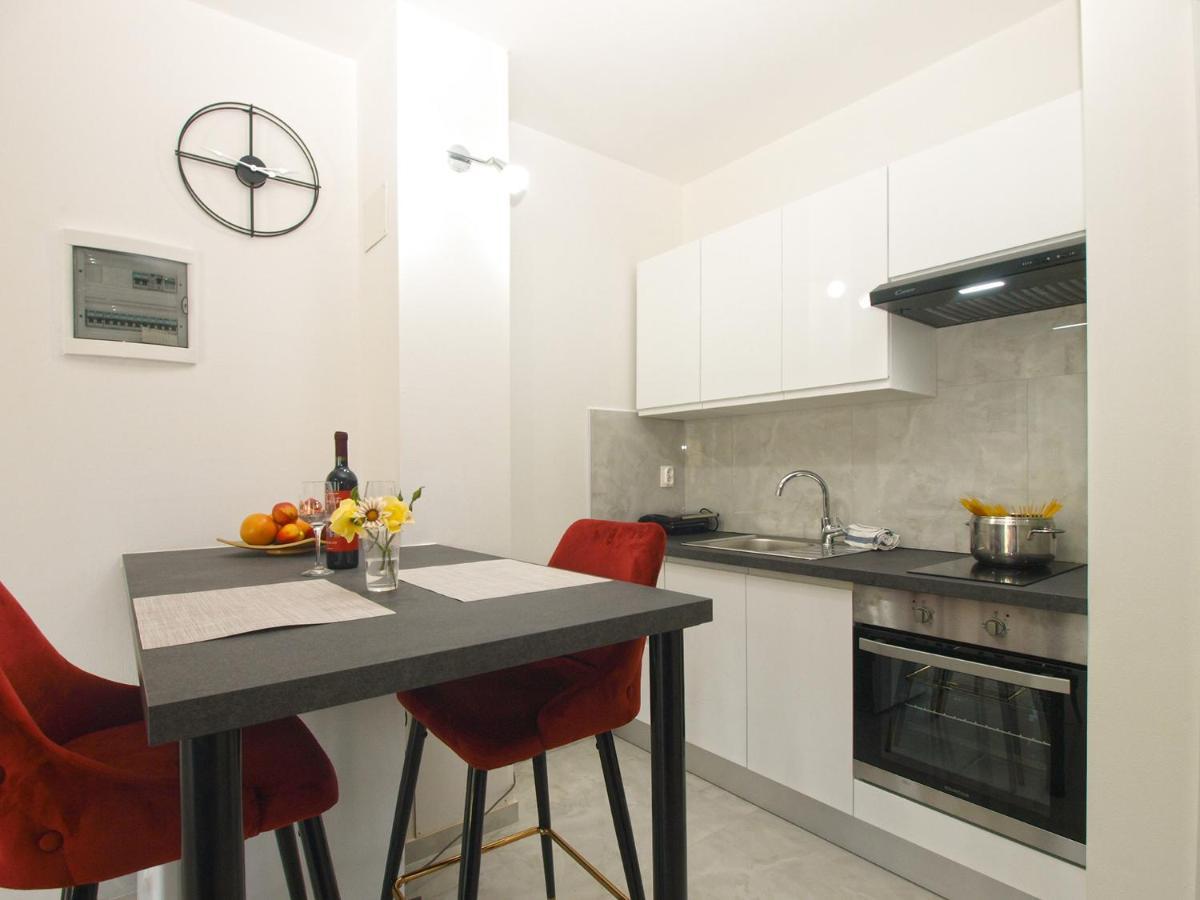 Apartment Florinda 2091 Pula Exterior photo